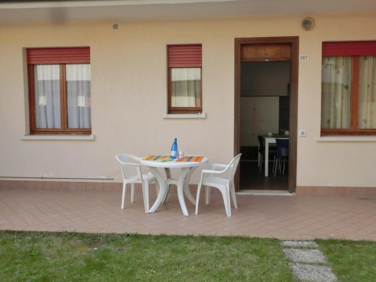 Modern Flat In A Fantastic With Pool Appartamento Bibione